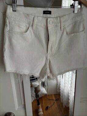 NWOT Express White Frayed-Hem Denim Shorts HIGH RISE Vintage